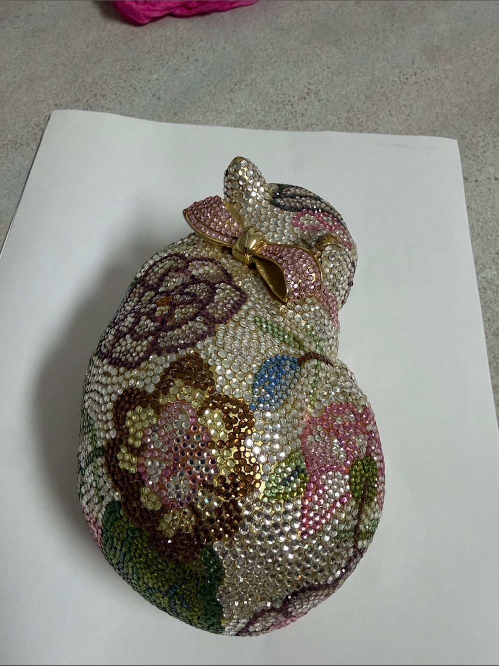 Judith Leiber Multicolor Crystal-Embellished Floral Cat Minaudière with Pink Bow - Picture 7 of 7